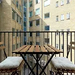 Large 4 Bedroom With Balcony & Bathtub In Cph Appartement
