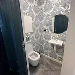 Large 4 Bedroom With Balcony & Bathtub In Cph *