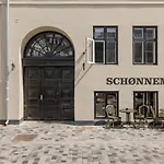 Large 4 Bedroom With Balcony & Bathtub In Cph * كوبنهاجن