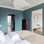 Large 4 Bedroom With Balcony & Bathtub In Cph