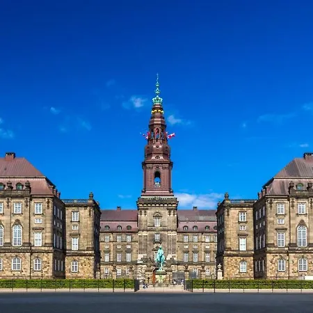 Large 4 Bedroom With Balcony & Bathtub In Cph Apartamento *