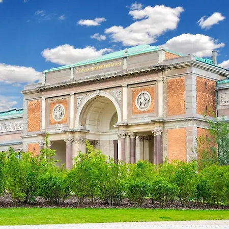 Large 4 Bedroom With Balcony & Bathtub In Cph Apartamento Copenhaga