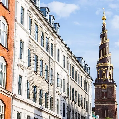 Large 4 Bedroom With Balcony & Bathtub In Cph *