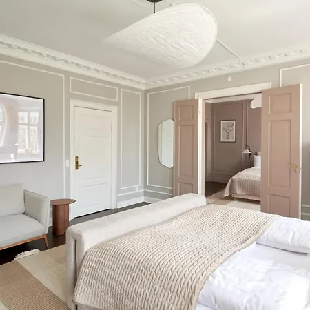 Апартаменты Large 4 Bedroom With Balcony & Bathtub In Cph