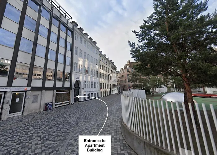 Апартаменты Large 4 Bedroom With Balcony & Bathtub In Cph