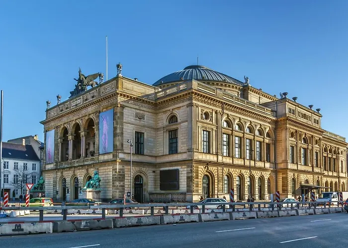 Large 4 Bedroom With Balcony & Bathtub In Cph Διαμέρισμα Κοπεγχάγη