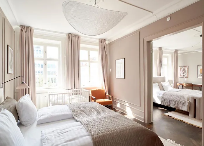 Large 4 Bedroom With Balcony & Bathtub In Cph Копенгаген